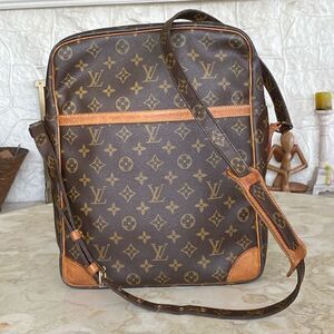 Authentic Louis Vuitton Monogram Danube GM Unisex Shoulder Crossbody Bag